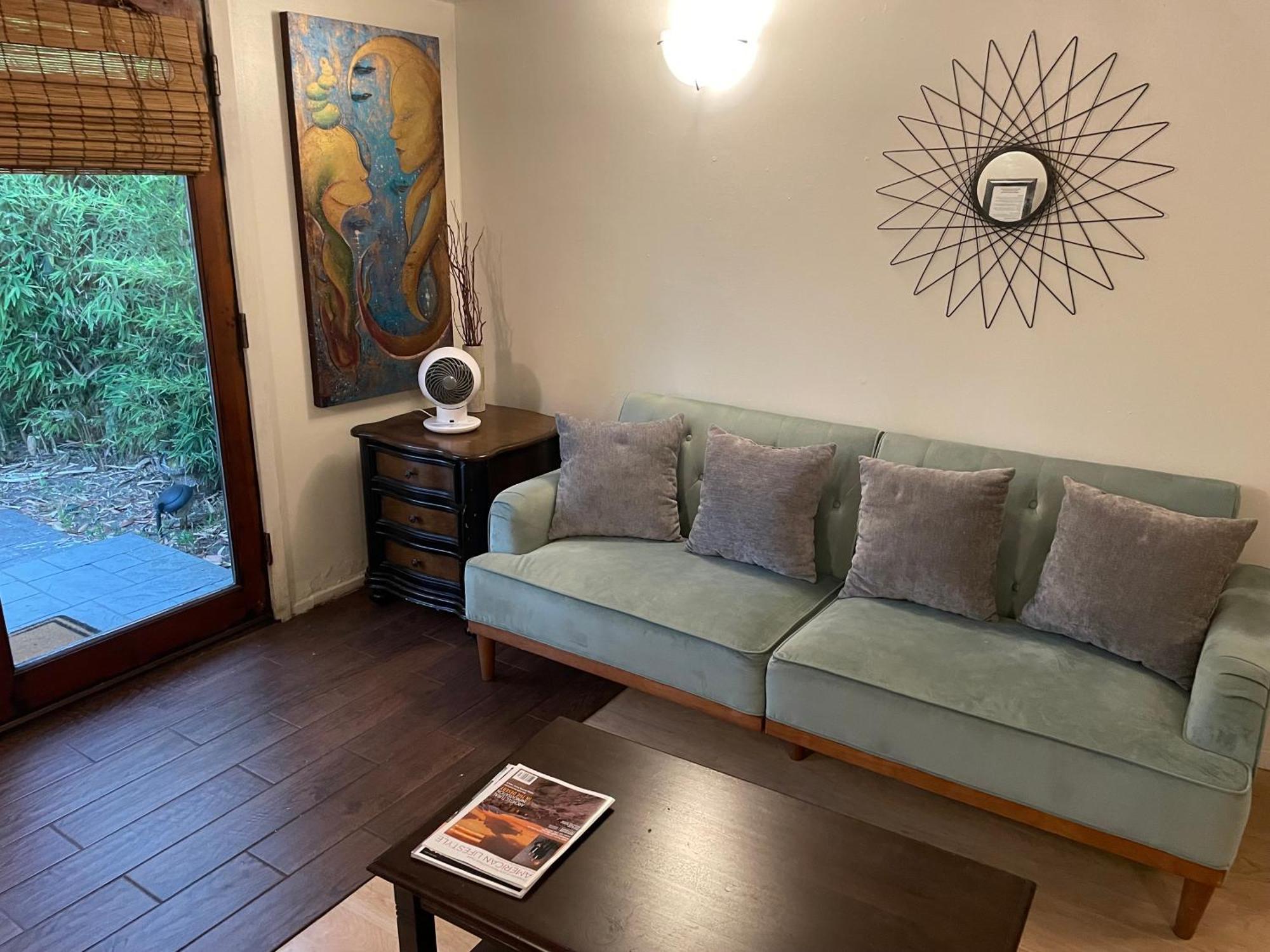 Guest House Near Universal Studios لوس أنجلوس المظهر الخارجي الصورة