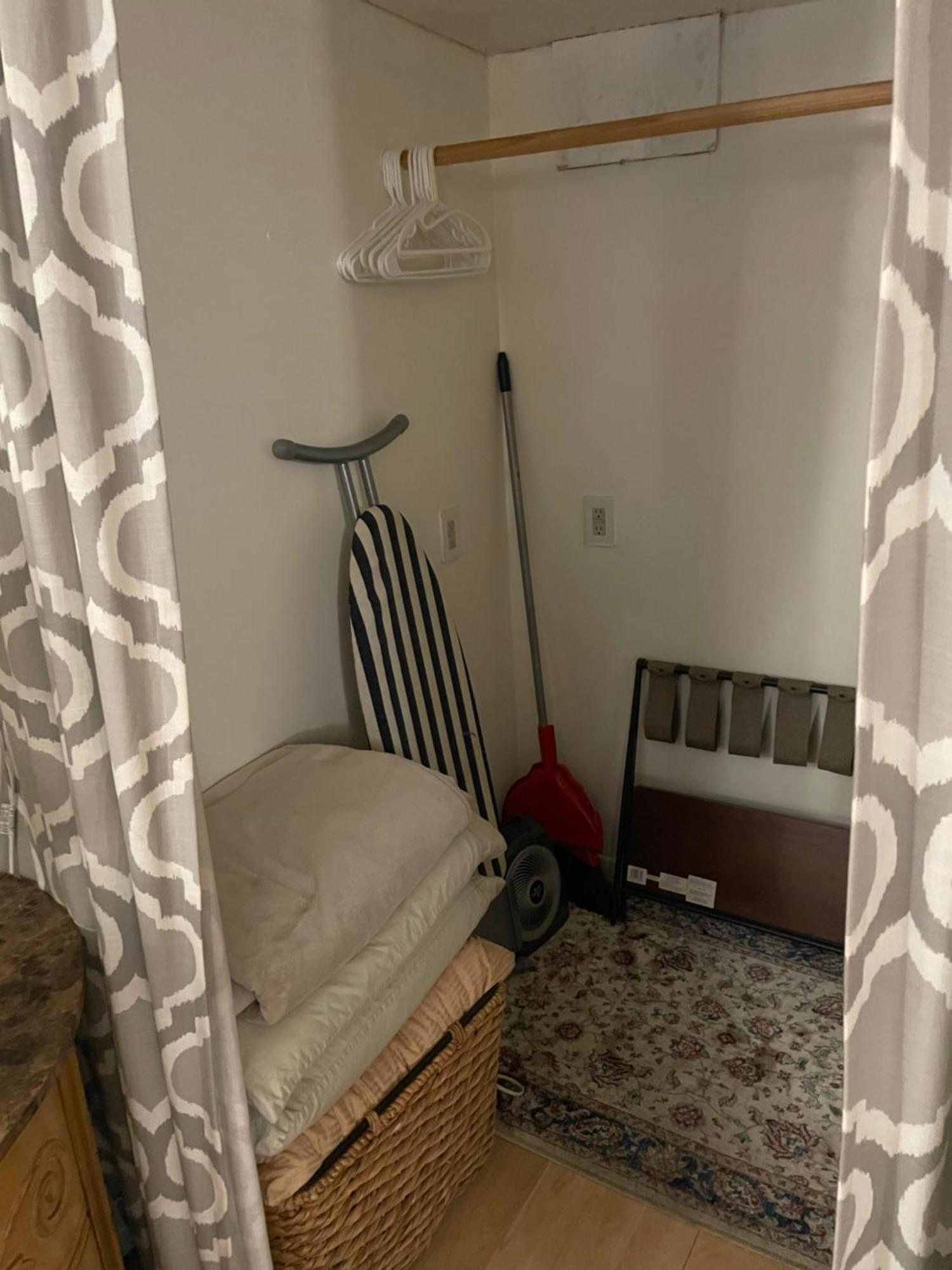 Guest House Near Universal Studios لوس أنجلوس المظهر الخارجي الصورة
